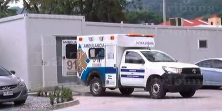 Trasladan primeros pacientes COVID-19 al hospital móvil de SPS (Video)
