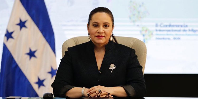 Primera Dama: “Hay que subir medidas para evitar rebrotes”