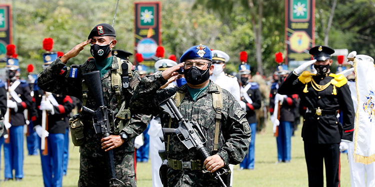 JOH resalta rol protagónico de los soldados en lucha contra COVID-19