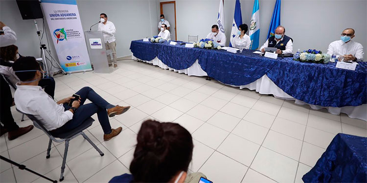 Honduras y Guatemala inician operaciones como aduanas periféricas de la Unión Aduanera