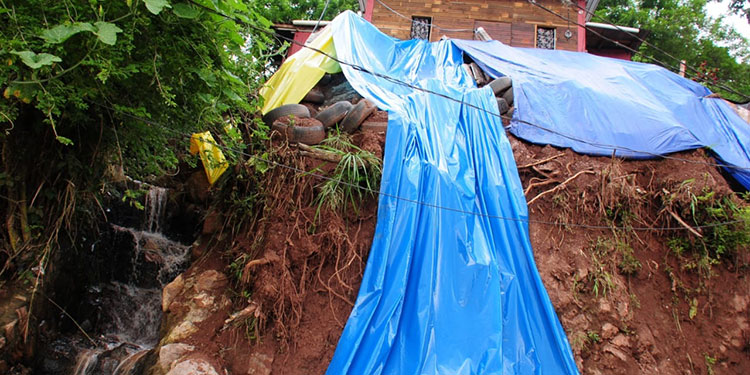 Iglesia refugia a 80 personas de colonia Canaán