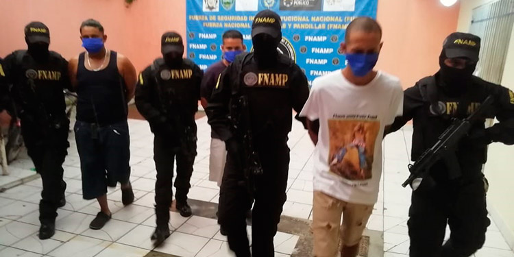 Motorista, ayudante y despachador atrapados por cobro de extorsión