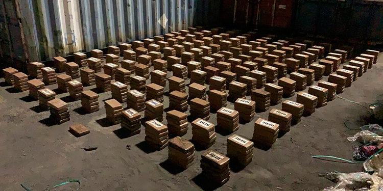 Decomisan en Panamá 776 paquetes de droga en contenedor con destino a España