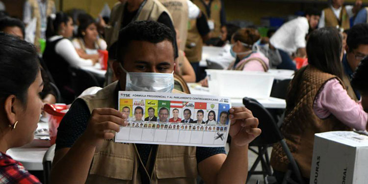Las encuestas solo se publicarán 30 días antes de primarias y generales