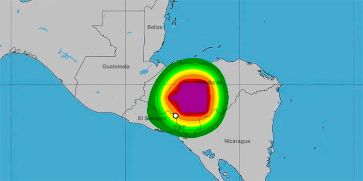Iota abandona Honduras y entra a El Salvador como depresión tropical