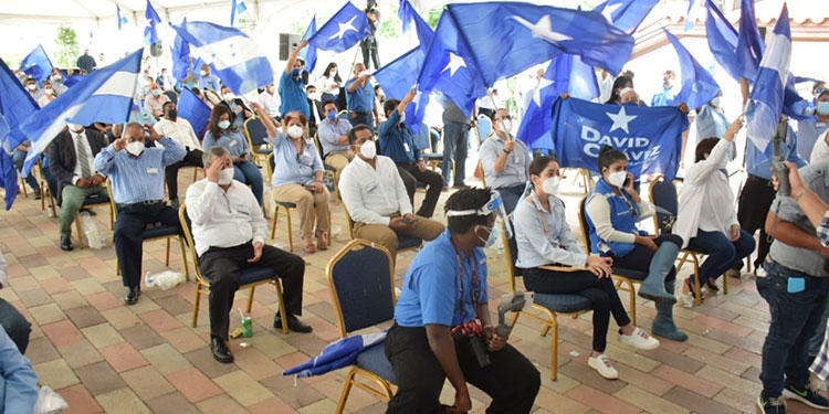 Mediante sorteo, azules definen los horarios para presentación de planillas