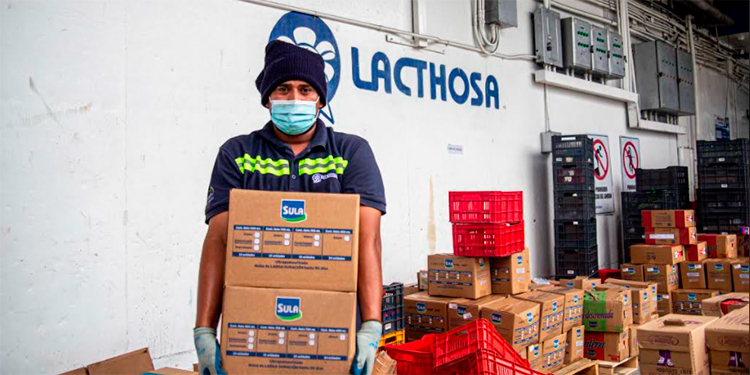 Lacthosa brinda apoyo a colaboradores afectados por Eta