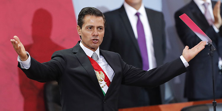 Fiscalía de México acusa a expresidente Peña Nieto de cohecho