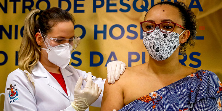 OPS confirma vacuna en Latinoamérica entre marzo y mayo