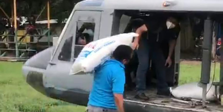 Vía aérea mandan víveres a reclusos de El Progreso