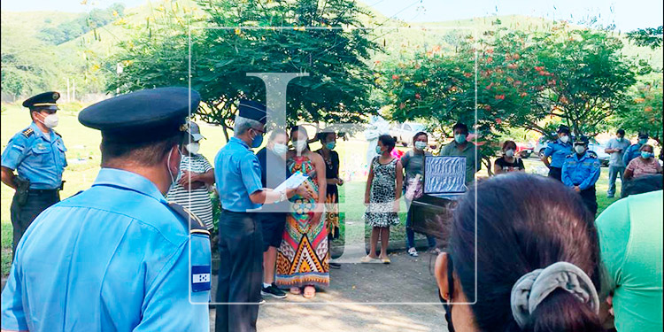 Entre lágrimas y dolor despiden a agente de la DPI abatido en Tegucigalpa