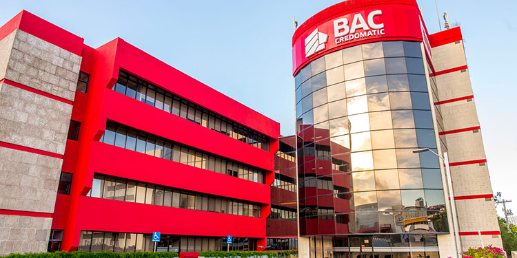 BAC Credomatic reconcido como el Banco del Año 2020 en Centroamérica y Panamá