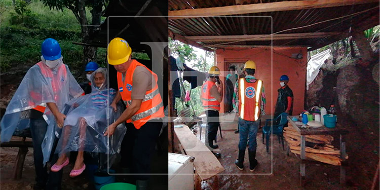 Evacúan de zonas de riesgo a 11 familias en Santa Bárbara