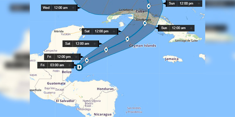 Eta se aleja de Honduras y podría convertirse en tormenta tropical en el Caribe