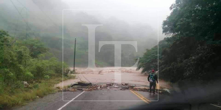 Desborde del río Higuito deja daños en Copán (Video)