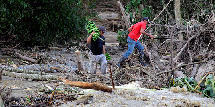 Iota deja al menos 26 muertos y devastación en Centroamérica y el Caribe