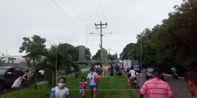 Inicia evacuación masiva de residencial en Choloma, Cortés