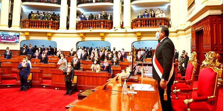 Merino no encuentra la ‘ancha base’ donde asentar su Gobierno