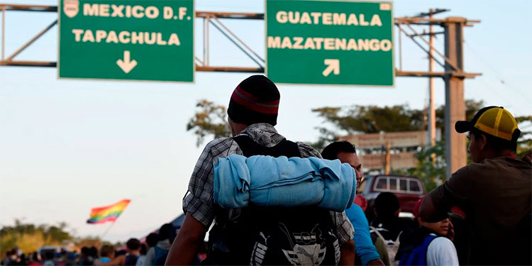 México diseña estrategia contra deportación de migrantes operadas en EE.UU.