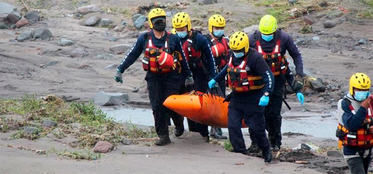 Suben a 8 los muertos en Panamá, donde hay 68 desaparecidos por las lluvias