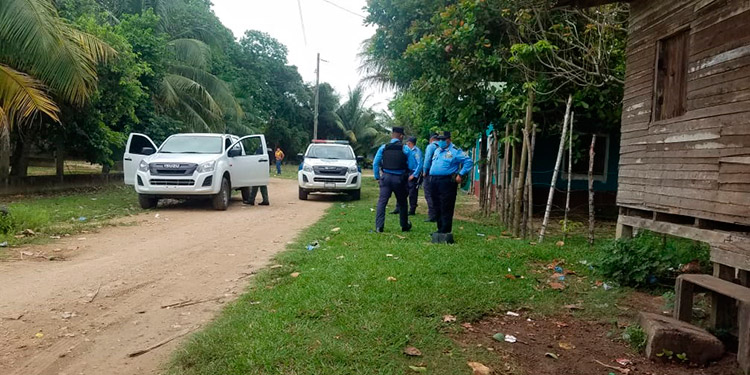 Caen 15 personas en operación ‘Chakal’; entre ellos 3 policías activos y un desertor