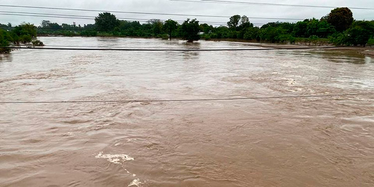 Crecida en el río Chamelecón llegará al Valle de Sula en las próximas horas (Video)