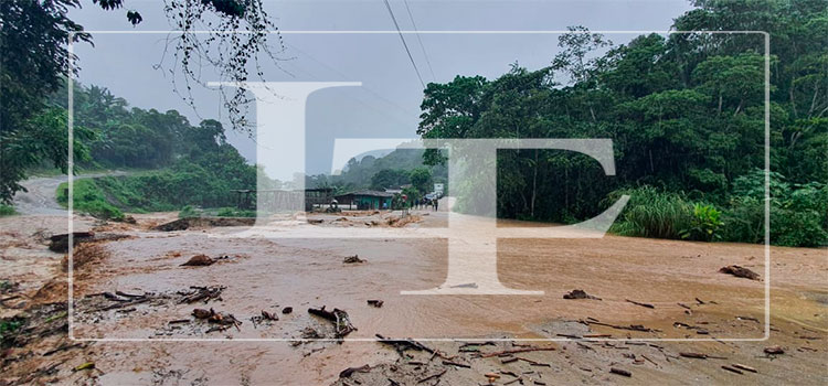 Incomunicado el municipio de Trojes tras colapsar puente (Video/Galería)