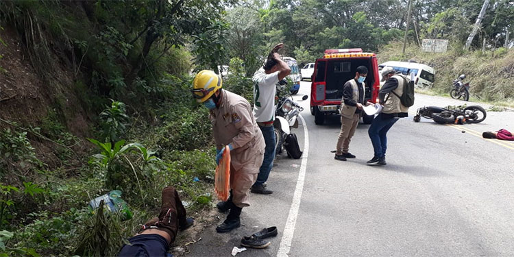 Dieciséis muertos en accidentes en carreteras