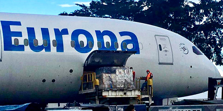 Air Europa trae ayuda a damnificados