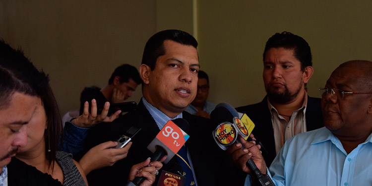 Auto de apertura a juicio a exdirectivos de la UNAG