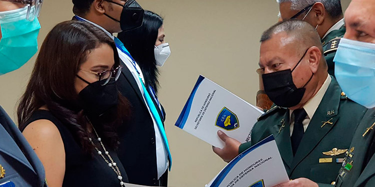 Honduras cuenta con nuevos especialistas en Defensa y Seguridad Nacional