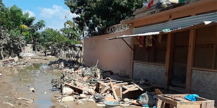 “Inundado” por la solidaridad, don Rafa ayuda a 70 familias