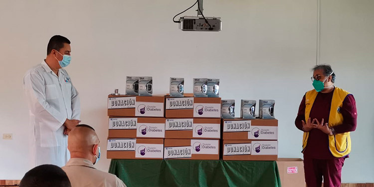 Entregan 100 glucómetros y 30 mil pruebas para glucosa a varias instituciones en Siguatepeque
