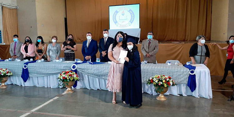 Instituto Departamental de Oriente gradúa a 665 nuevos profesionales