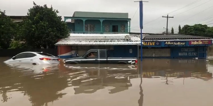 37 días bajo el agua varias colonias en La Lima