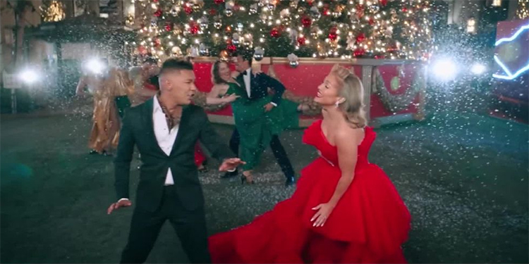 J.Lo y Stevie Mackey lanzan nuevo video navideño
