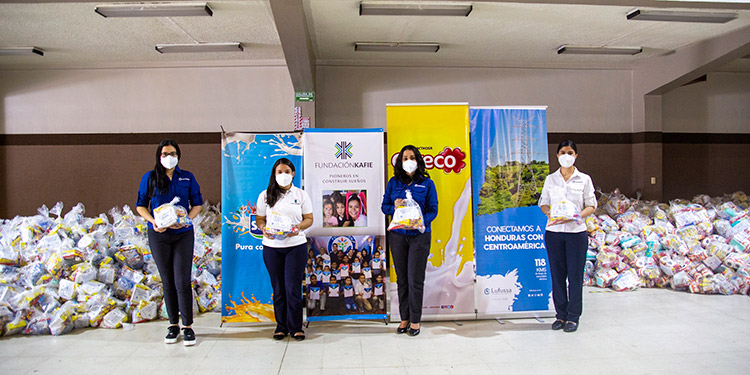 Fundación Kafie dona 5 mil kits para apoyar a las familias afectadas por Eta e Iota