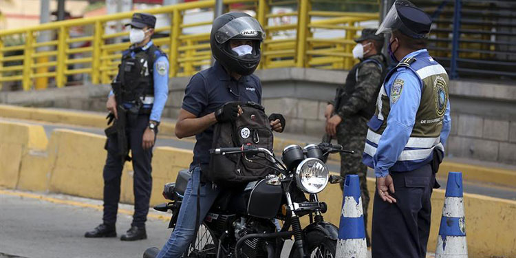 Policía pide evaluar medida de “motos”