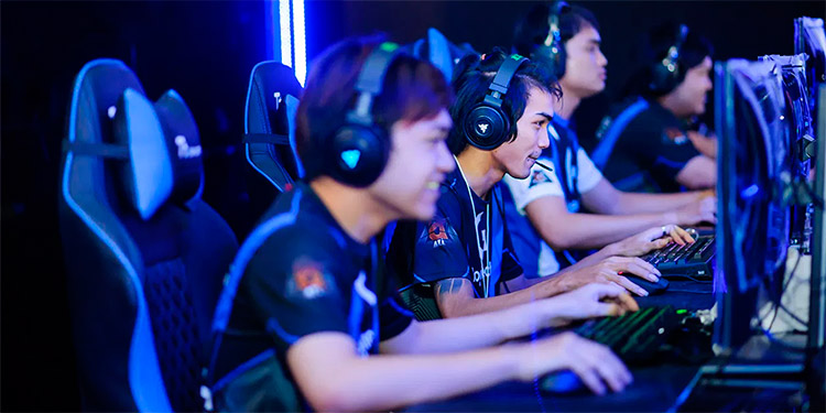 Surge extorsión de hijos a padres por adicción a videojuegos en línea