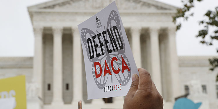 Trump cumple con DACA