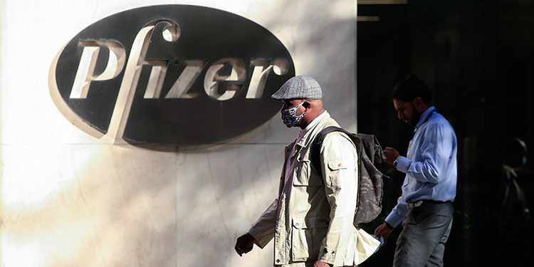 La OPS negocia con Moderna y Pfizer para garantizar el acceso a la vacuna