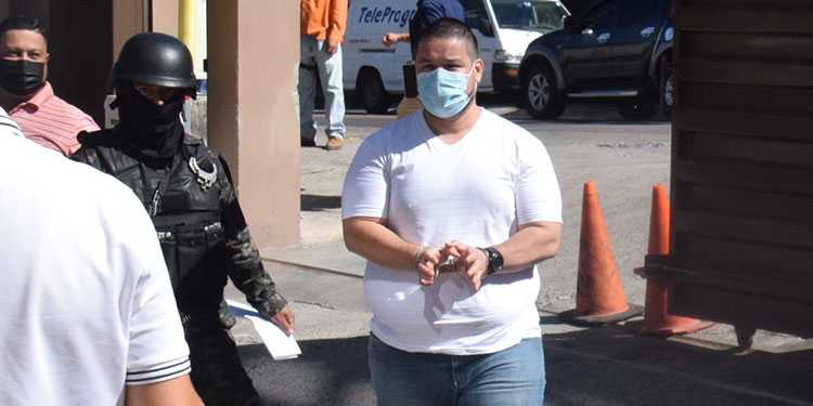 Tribunal condena a nueve años de prisión a guardaespaldas de Magdaleno Meza