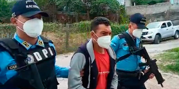 Lo detienen acusado de violación especial