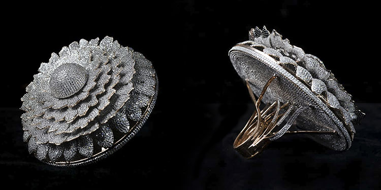 Anillo indio con 12.638 diamantes bate récord mundial