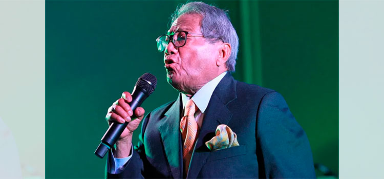 AMLO confirma muerte de Armando Manzanero y se conmueve al punto de las lágrimas