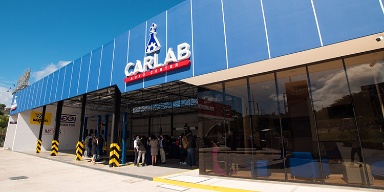 Carlab Auto Center abre sus puertas en Cascadas Mall como la mejor opción para el cuidado de su vehículo
