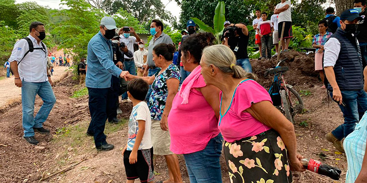 Construirán 1,500 casas en Santa Bárbara para los damnificados por Eta e Iota