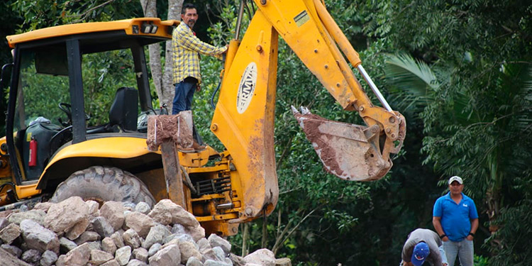 Construirán 1,500 casas en Santa Bárbara para los damnificados por Eta e Iota