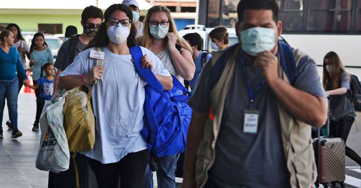 Según expertos: "En el 2021 se espera mayor incidencia y mortalidad por COVID"