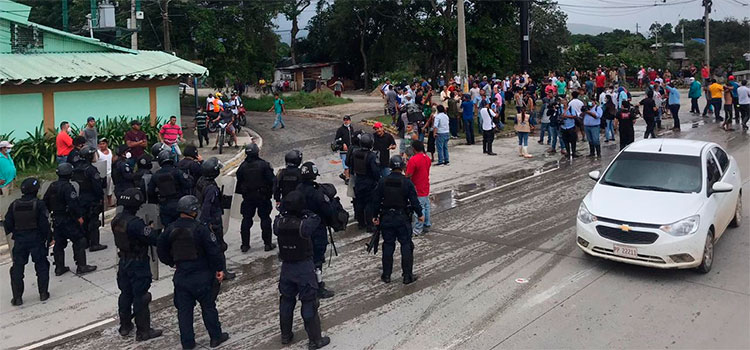 Policía Nacional desalojará a los lava carros tras toma de calle en SPS